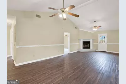189 W Kenny Drive, Hinesville, GA 31313 - Photo 8