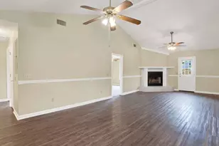 189 W Kenny Dr, Hinesville, GA 31313 - Photo 8