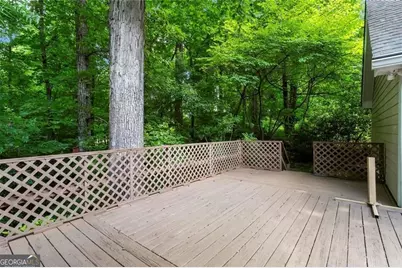 1052 Evelyn Lane SW, Lilburn, GA 30047 - Photo 26