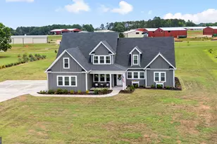 404 Whipple Ave, Williamson, GA 30292 - Photo 1