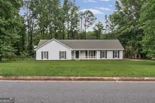 60 London Ln, Sharpsburg, GA 30277 - Photo 1