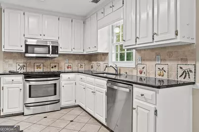 60 London Lane, Sharpsburg, GA 30277 - Photo 16