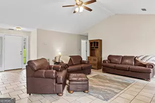 60 London Ln, Sharpsburg, GA 30277 - Photo 12