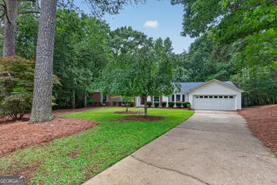 113 Evans Court, Lagrange, GA 30241 - Photo 2