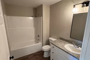 210 Maret St, Hartwell, GA 30643 - Photo 8