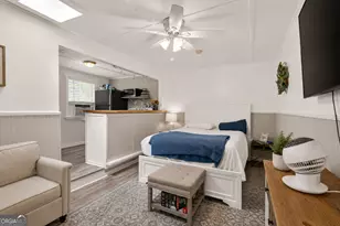 301 E 51st St, Savannah, GA 31405 - Photo 48