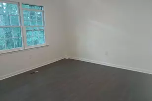 15 Lakeview Ln, Stockbridge, GA 30281 - Photo 8