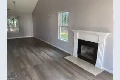 631 Sycamore Drive, Jonesboro, GA 30238 - Photo 2