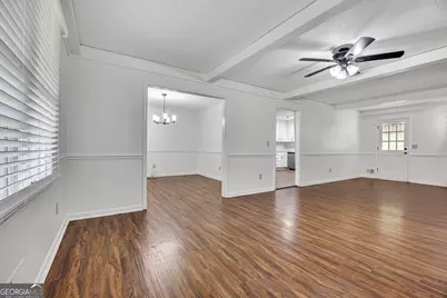 279 Heck Road NE, Kennesaw, GA 30144 - Photo 6