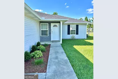 211 Twinn Lakes Dr, Baxley, GA 31513 - Photo 2