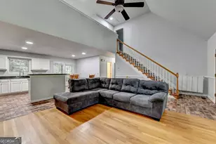 1609 White Oak Dr, Winder, GA 30680 - Photo 12