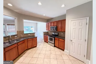 5775 Sterling Court, Cumming, GA 30040 - Photo 6