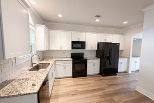 239 Stonecreek Bnd, Monroe, GA 30655 - Photo 2
