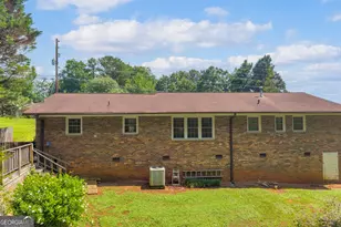 751 Collier Rd, Toccoa, GA 30577 - Photo 6