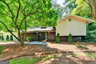 5363 Rosser Rd, Smoke Rise, GA 30087 - Photo 4