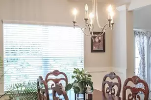 104 Camilla Dr, Carrollton, GA 30116 - Photo 4