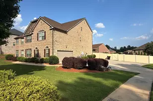 105 Way Point Dr, Stockbridge, GA 30281 - Photo 2