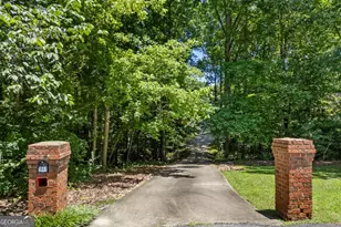1141 Golf Course Ln, Athens, GA 30605 - Photo 2