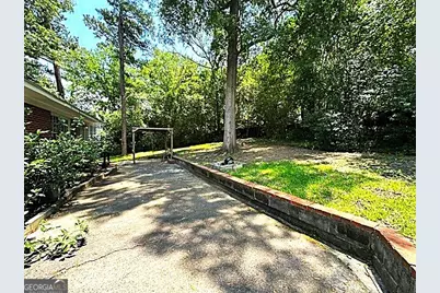2466 Nancelon Circle N, Macon, GA 31204 - Photo 10