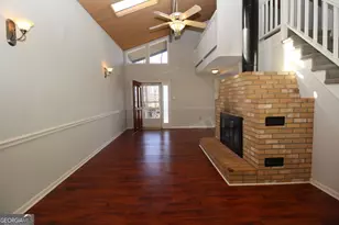9240 Nova Dr, Gainesville, GA 30506 - Photo 4