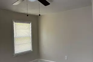 1365 Stewart St, Carrollton, GA 30117 - Photo 4