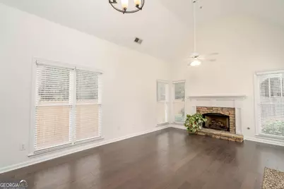 1233 Parkview Lane NW, Kennesaw, GA 30152 - Photo 10