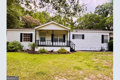 323 S Grady Street S, Portal, GA 30450 - Photo 4