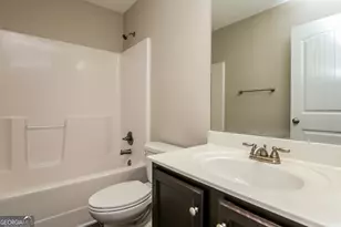 870 Walnut Woods Dr, Braselton, GA 30517 - Photo 18