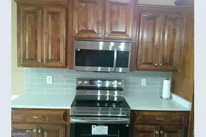 318 Lovorn Circle, Warner Robins, GA 31088 - Photo 8