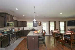 217 Briandwood Dr, Newnan, GA 30265 - Photo 22