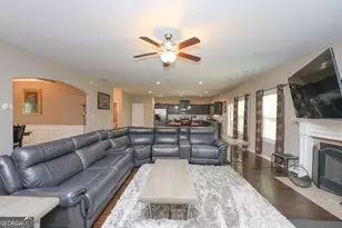 217 Briandwood Dr, Newnan, GA 30265 - Photo 14