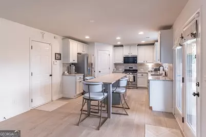 5703 Shore Isle Court, Flowery Branch, GA 30542 - Photo 12