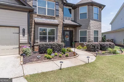 5703 Shore Isle Court, Flowery Branch, GA 30542 - Photo 2