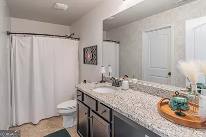 5703 Shore Isle Court, Flowery Branch, GA 30542 - Photo 18