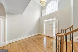 4563 Fountain Dr NE, Marietta, GA 30067 - Photo 8