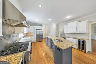 4563 Fountain Dr NE, Marietta, GA 30067 - Photo 14