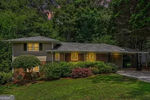 2632 Laurel Ridge Dr, Decatur, GA 30033 - Photo 2