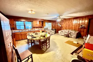 218 W Peter St, Cochran, GA 31014 - Photo 34