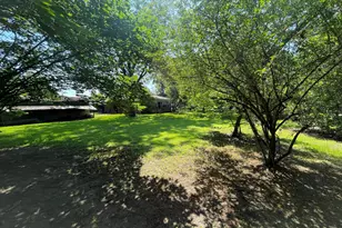 218 W Peter St, Cochran, GA 31014 - Photo 14
