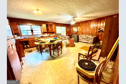 218 W Peter Street, Cochran, GA 31014 - Photo 18