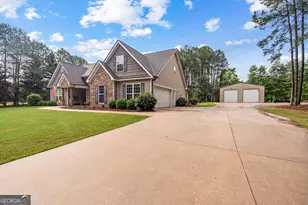 234 Emmett Young Rd, Grantville, GA 30220 - Photo 2