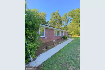 1367 Stripling Chapel Road #A, Carrollton, GA 30116 - Photo 2