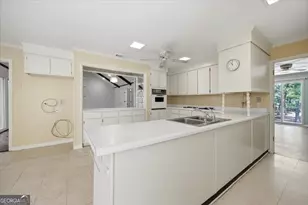4950 Wellington Dr, Macon, GA 31210 - Photo 10