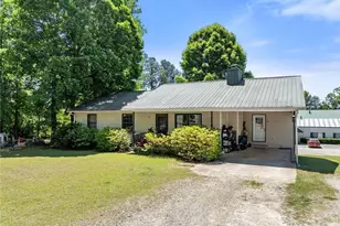 386 Allen St, Dawsonville, GA 30534 - Photo 8
