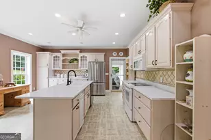 315 Duncan Bridge Ln, Cornelia, GA 30531 - Photo 8