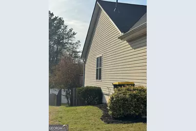 584 The Boulevard, Newnan, GA 30263 - Photo 4