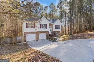 402 Eileen Cir, Canton, GA 30114 - Photo 2