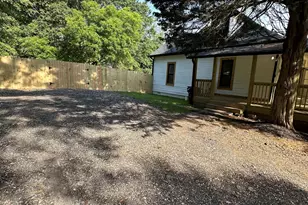 8211 Colquitt St, Douglasville, GA 30134 - Photo 4