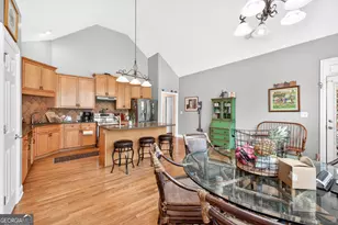 28 Montvale Dr, Hoschton, GA 30548 - Photo 12