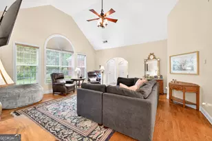 28 Montvale Dr, Hoschton, GA 30548 - Photo 10